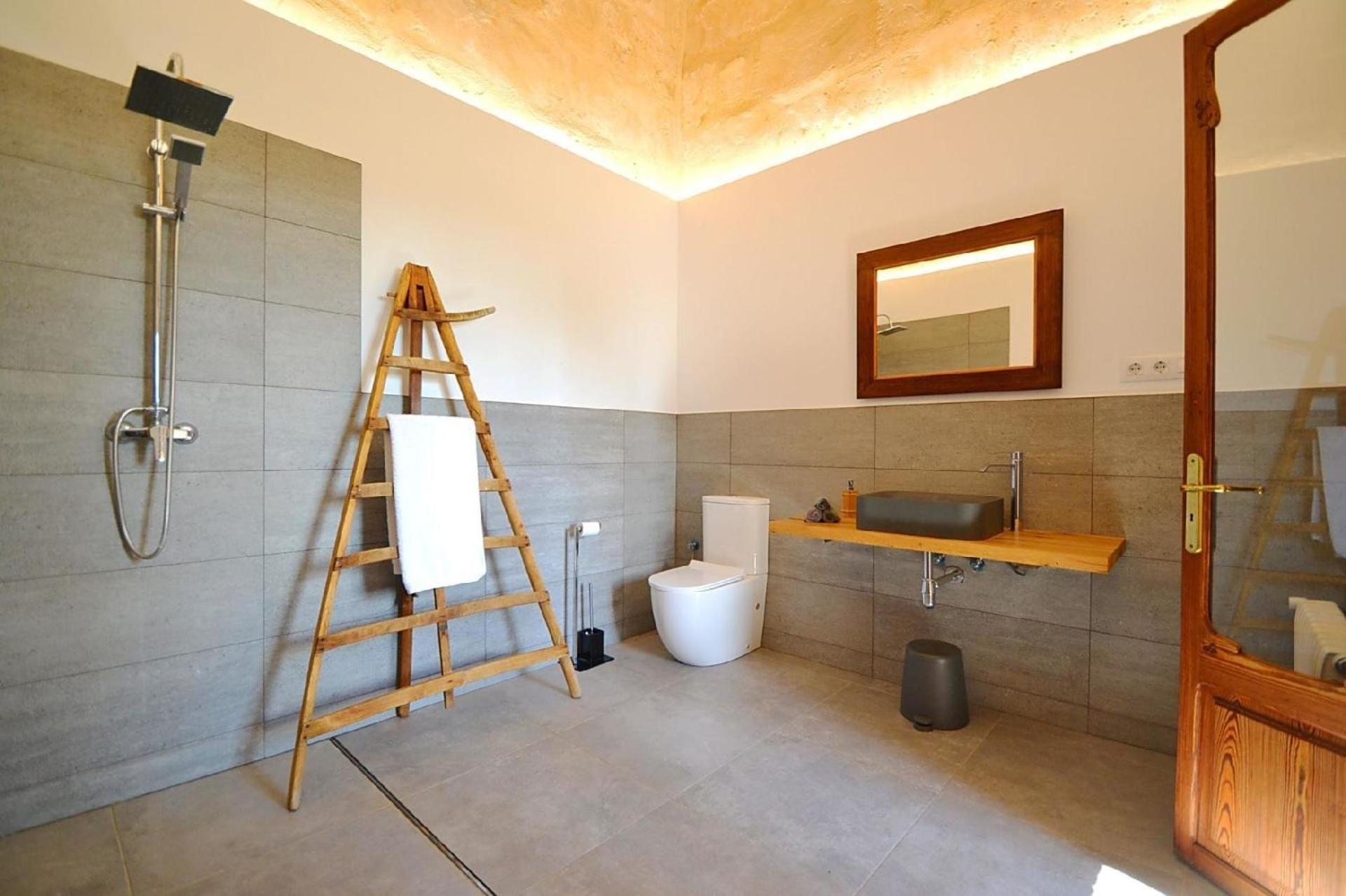 Nettes Ferienhaus In Ses Cadenes Mit Privatem Pool *