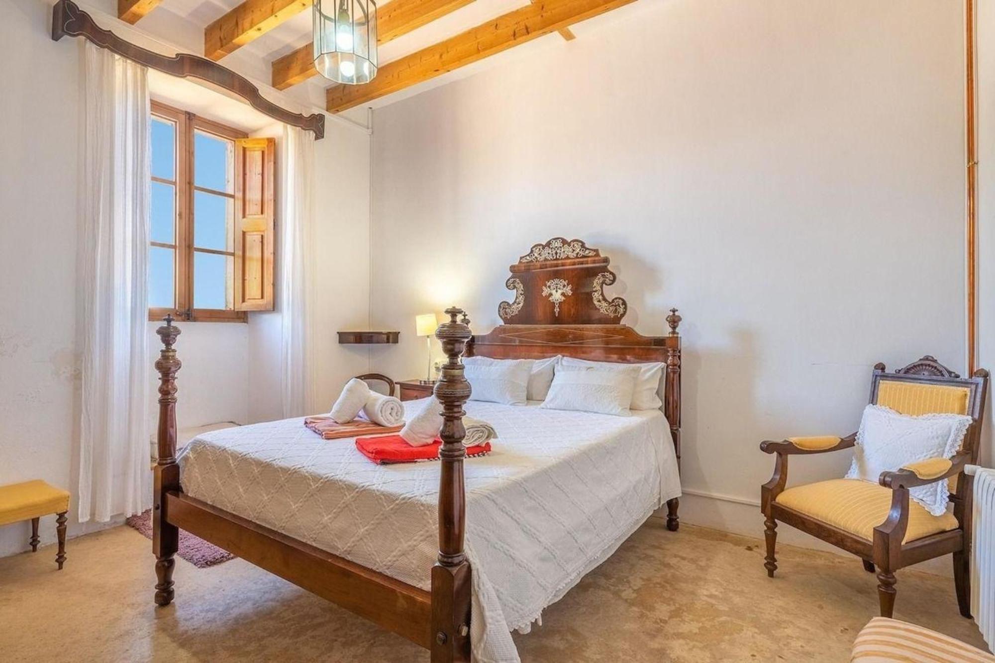 Nettes Ferienhaus In Ses Cadenes Mit Privatem Pool Holiday home *